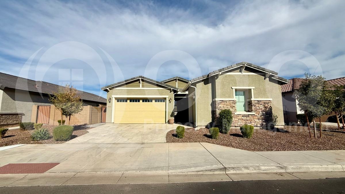 9334 W Roma Ave - Photo 2 of 43