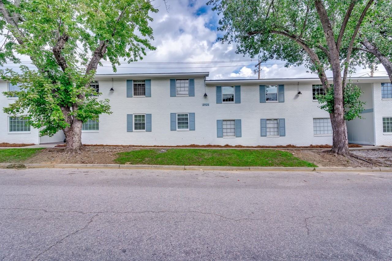 2915 Hope Ave #2915-8 - Photo 2 of 27