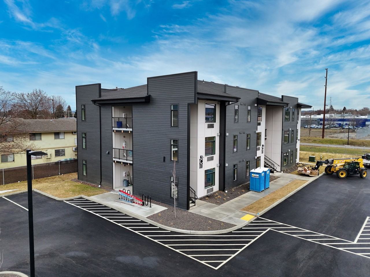 The Flats on 4th - Photo 5 of 33