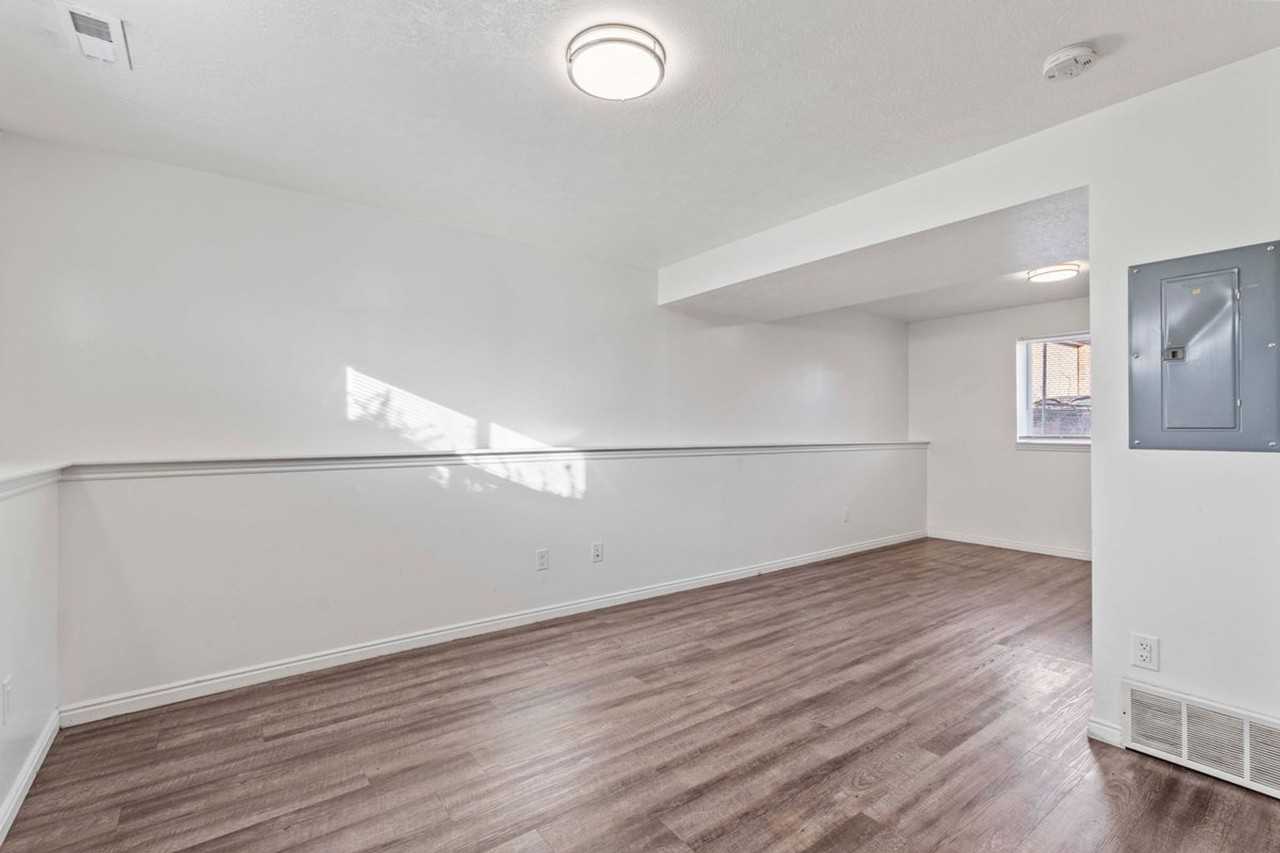 Kaysville Apartments - Photo 4 of 16