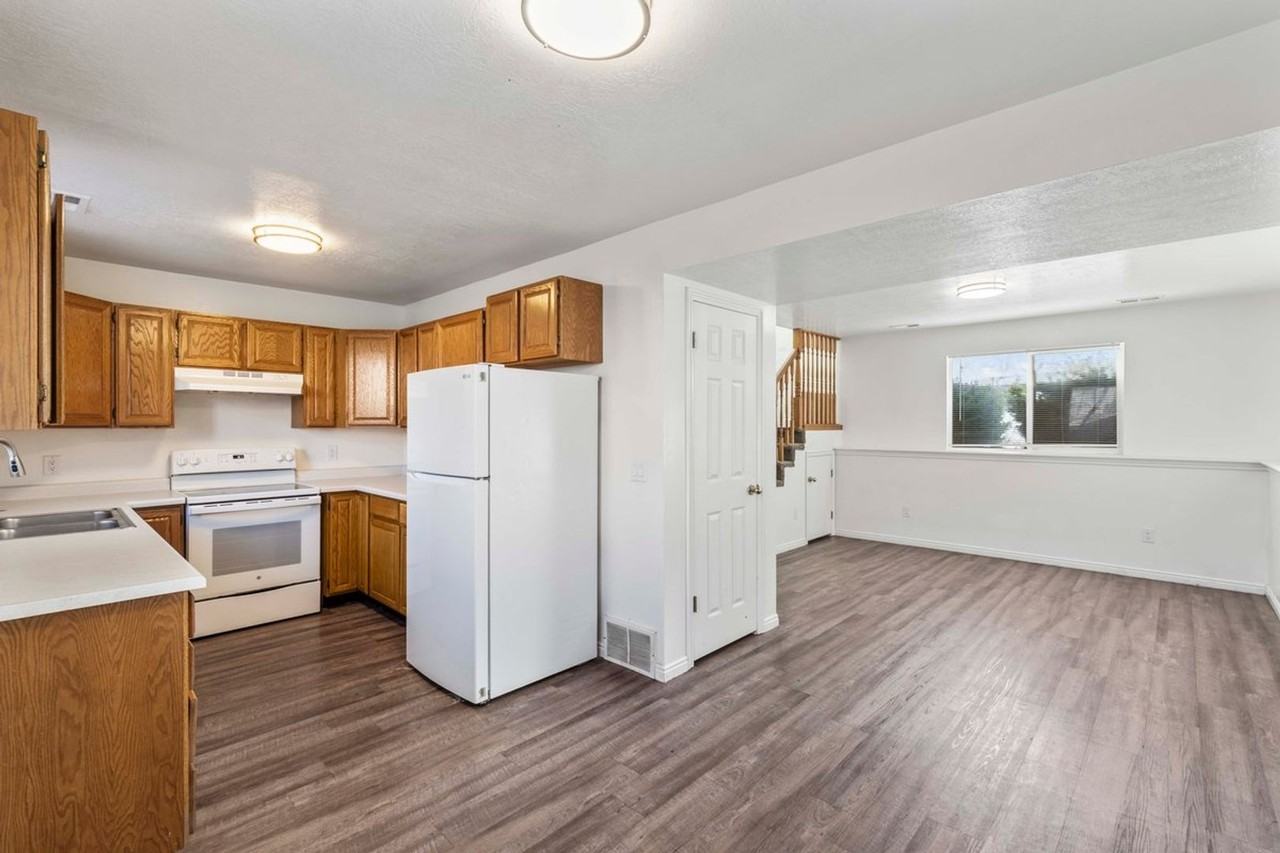 Kaysville Apartments - Photo 5 of 16