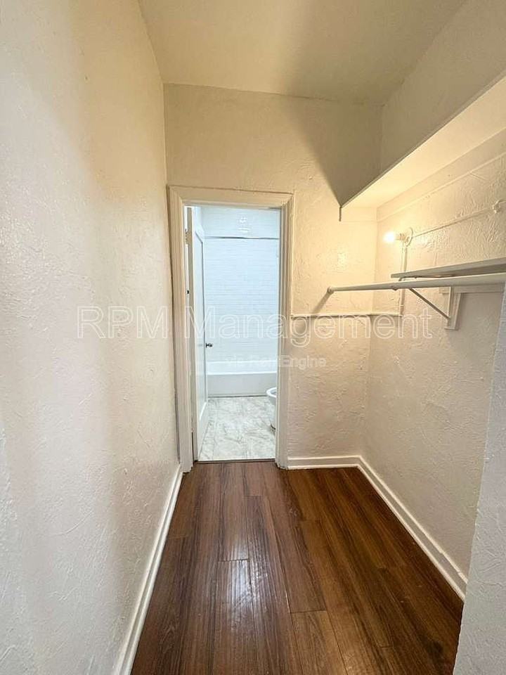 1101 S Norton Ave #101 - Photo 2 of 8