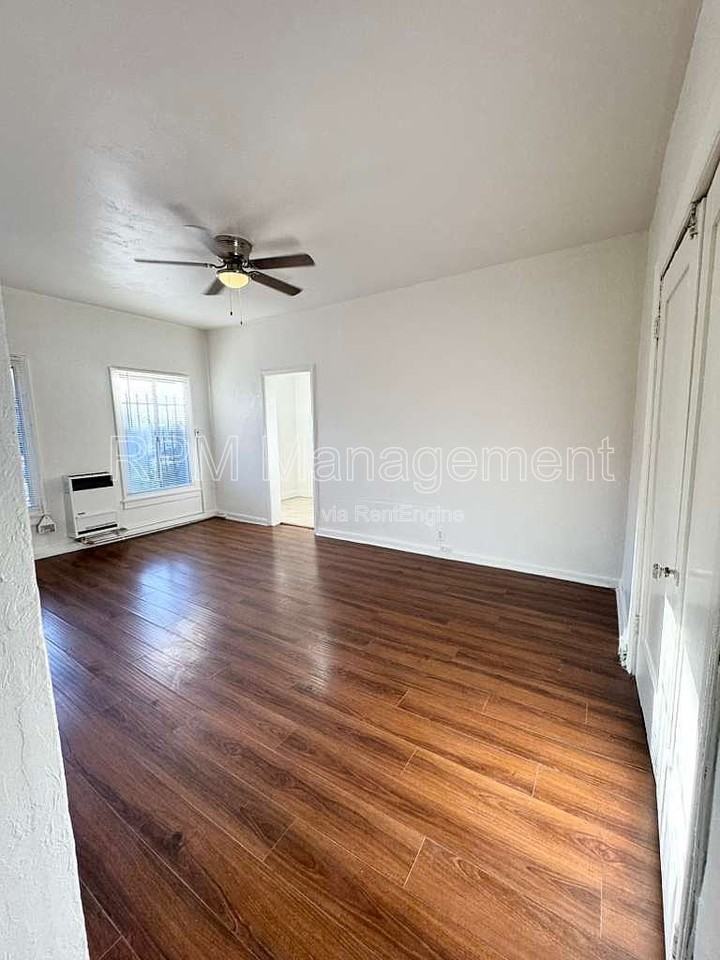 1101 S Norton Ave #101 - Photo 5 of 8