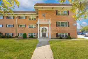 featured image of 515 N Highview Ave