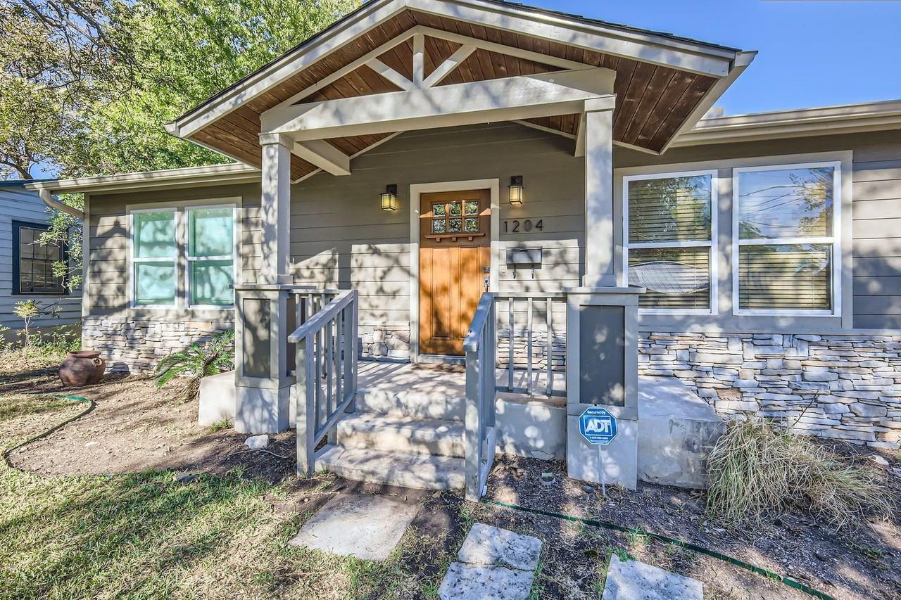 1204 W Saint Johns Ave - Photo 3 of 29