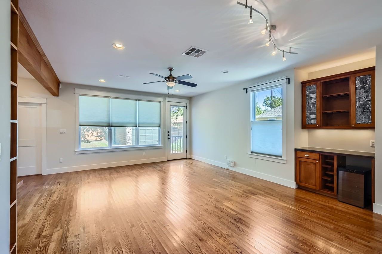 1204 W Saint Johns Ave - Photo 4 of 29