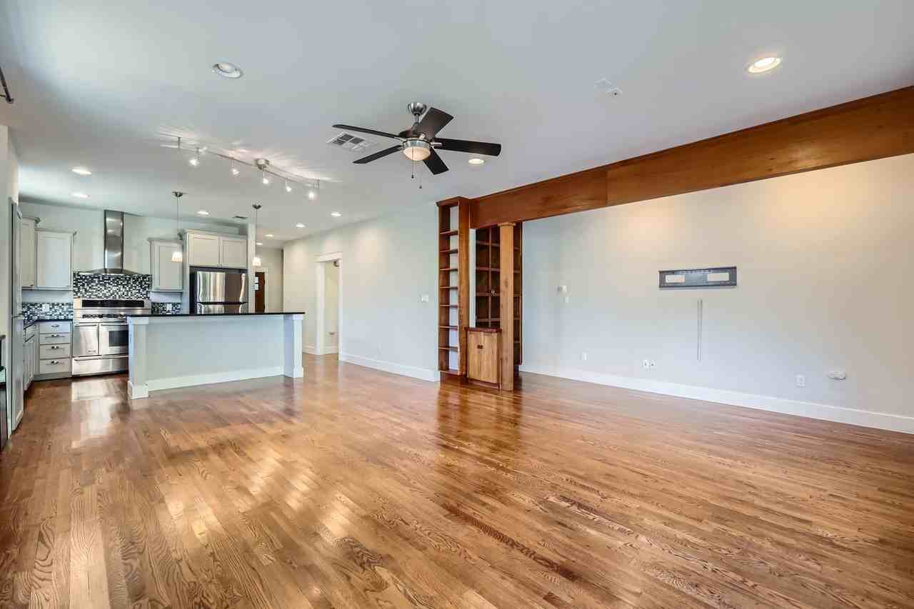 1204 W Saint Johns Ave - Photo 5 of 29