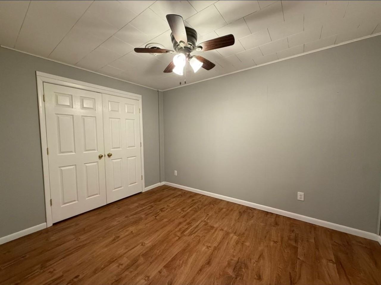 107 E Main St - Photo 4 of 15