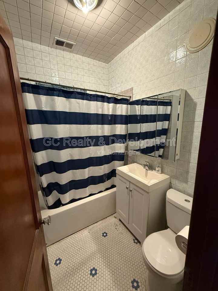 4342 S Whipple St #2 - Photo 6 of 10