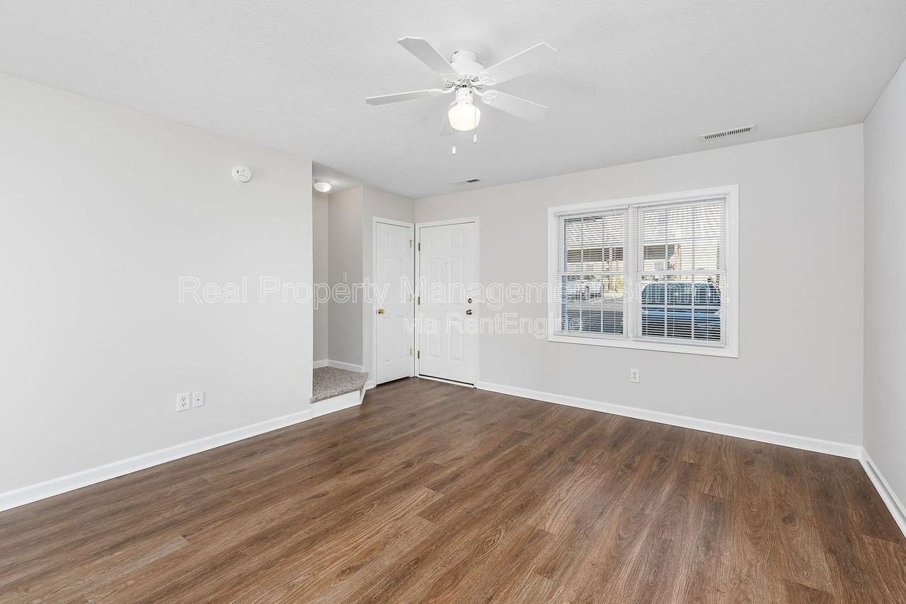 1009 Seth Dr #308 - Photo 5 of 19