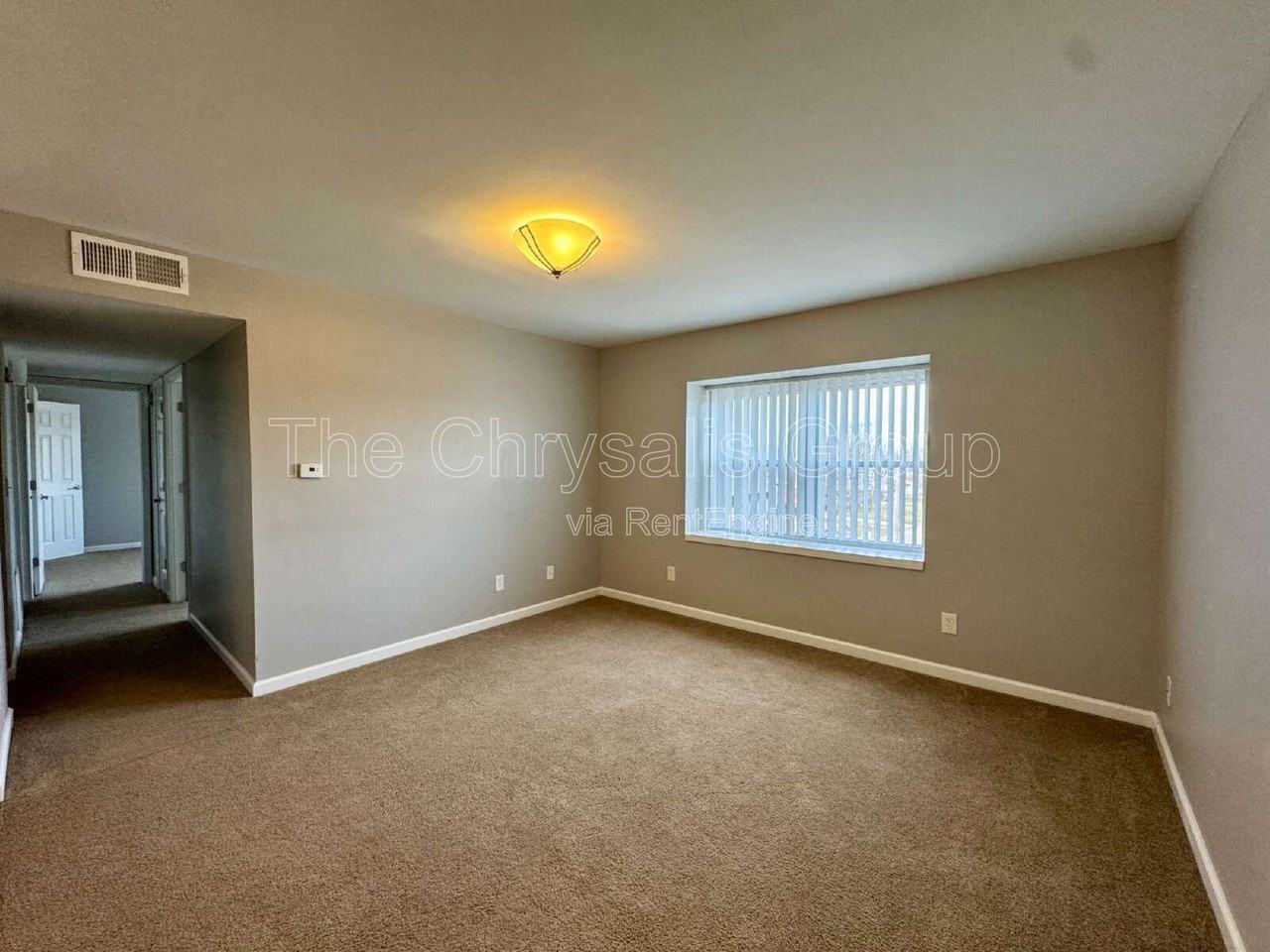 600 E Mckinley Rd #3A - Photo 2 of 10