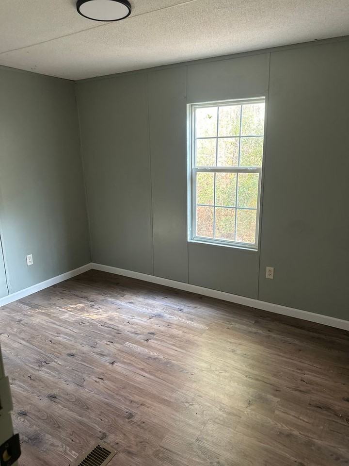 251 Little Rd Nw - Photo 3 of 13