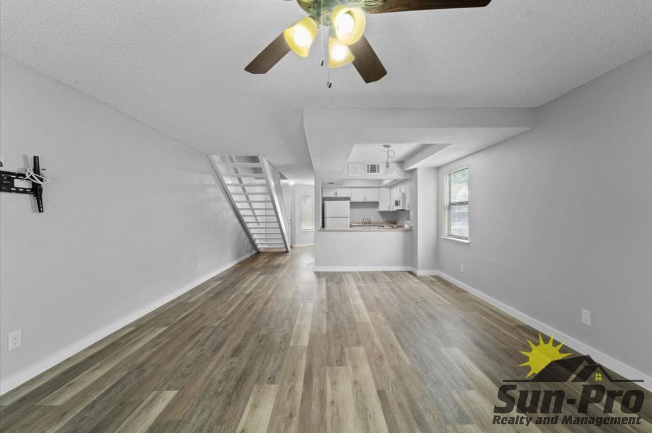 3960 Oak Trail Run #2501 - Photo 3 of 24