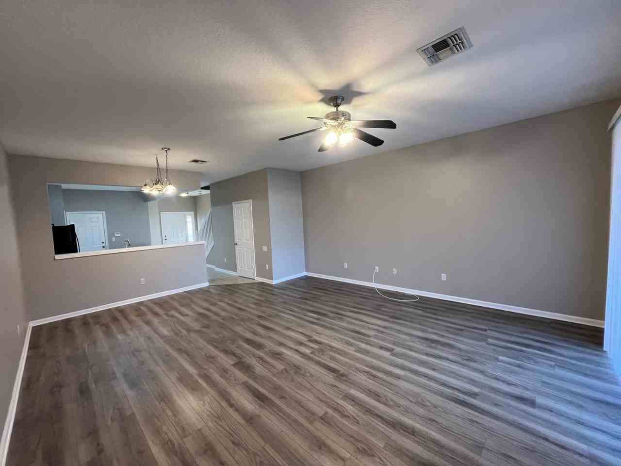 654 Shropshire Loop - Photo 6 of 21