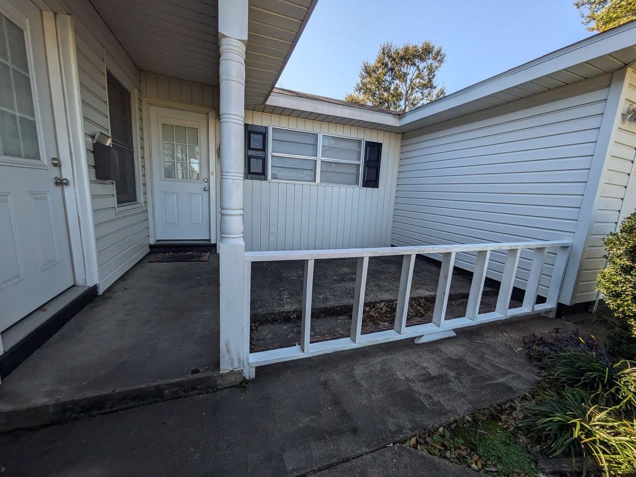 717 Riffle Ave - Photo 2 of 18