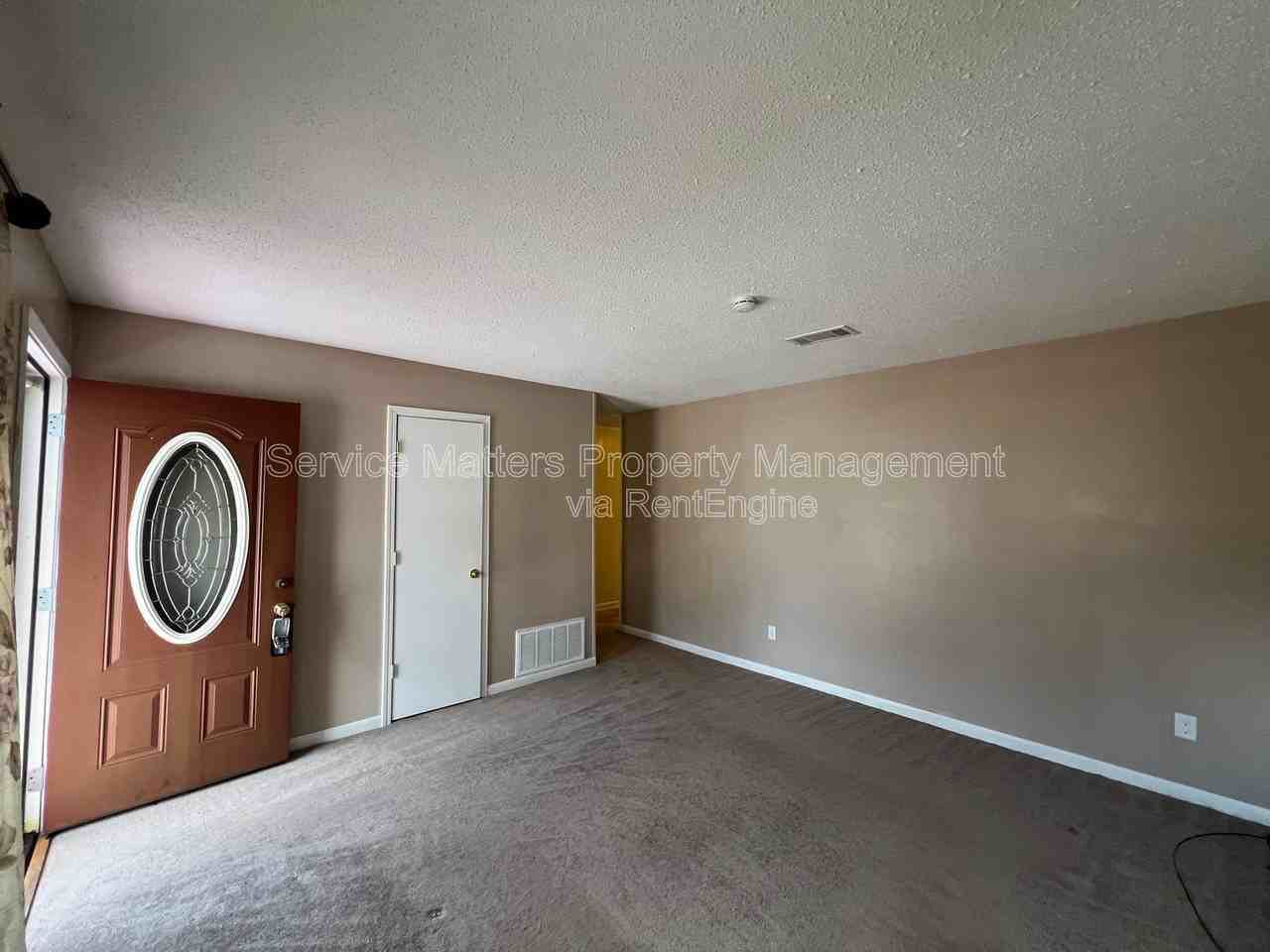 3227 Fresno Ave - Photo 6 of 31
