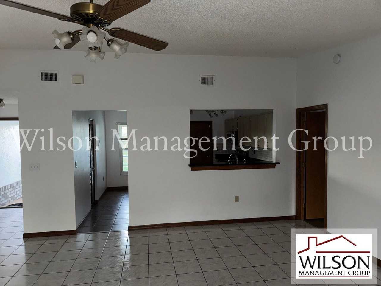 1420 Flamingo Dr - Photo 6 of 39