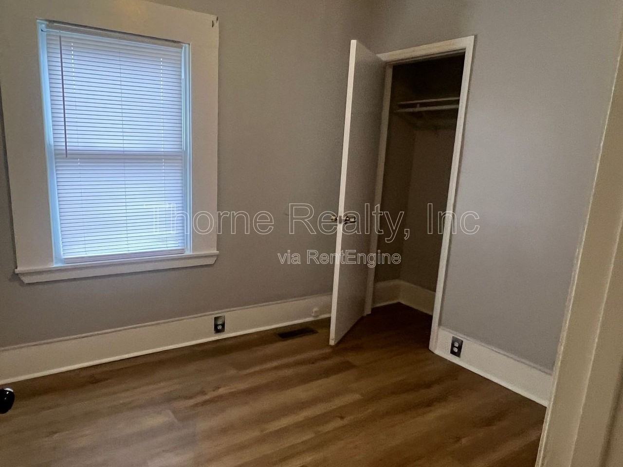 819 Arlington St - Photo 2 of 5