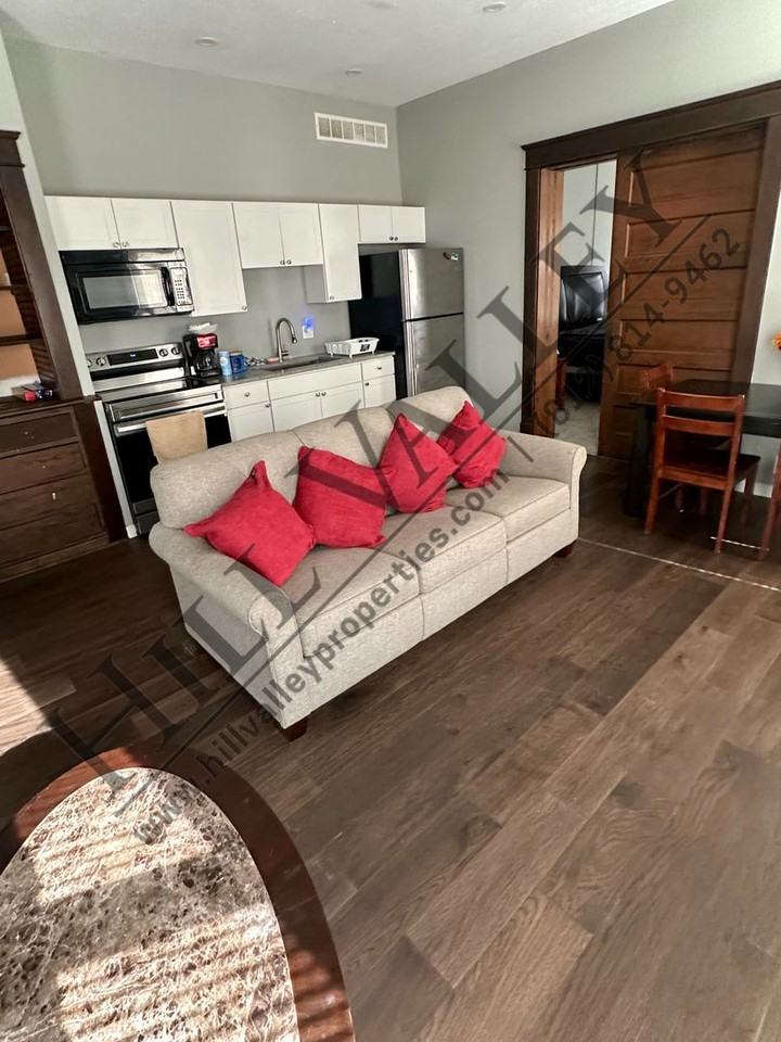 1611 S 7th St - Photo 2 of 14