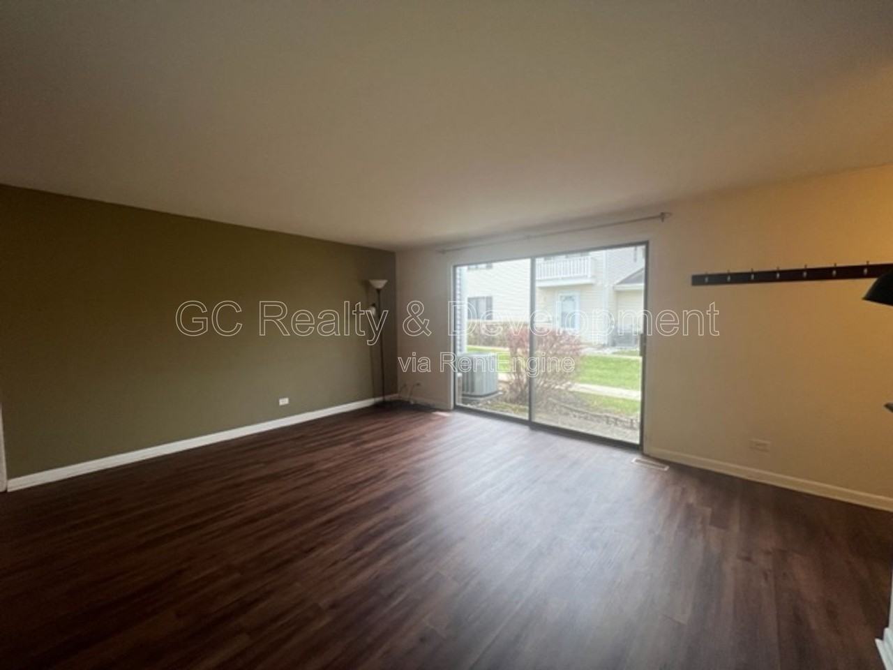 1426 Ellisville Ln - Photo 6 of 18