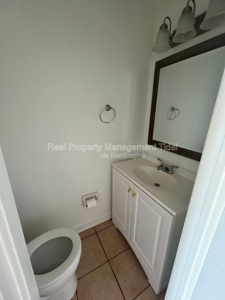 3204 Wimbledon Way - Photo 6 of 15