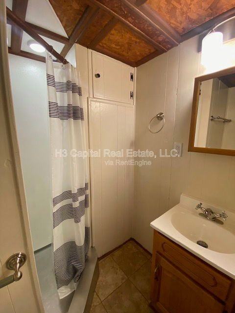 117 N Shamrock St #7 - Photo 6 of 8