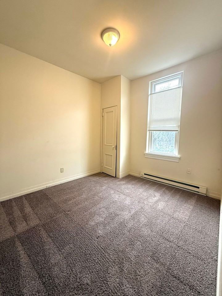 154 E Main St #1 - Photo 5 of 14