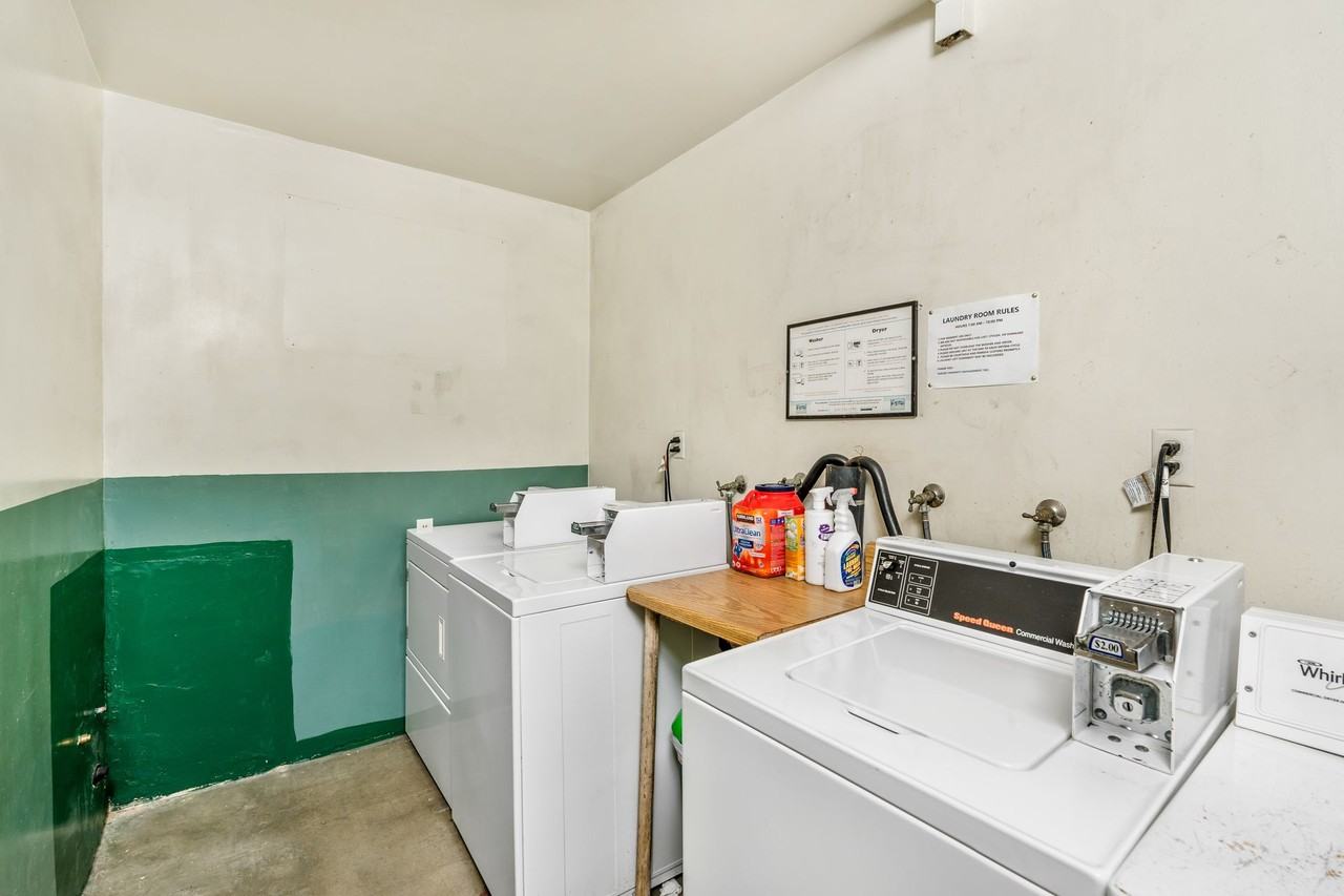 5315 Lorna St - Photo 5 of 24