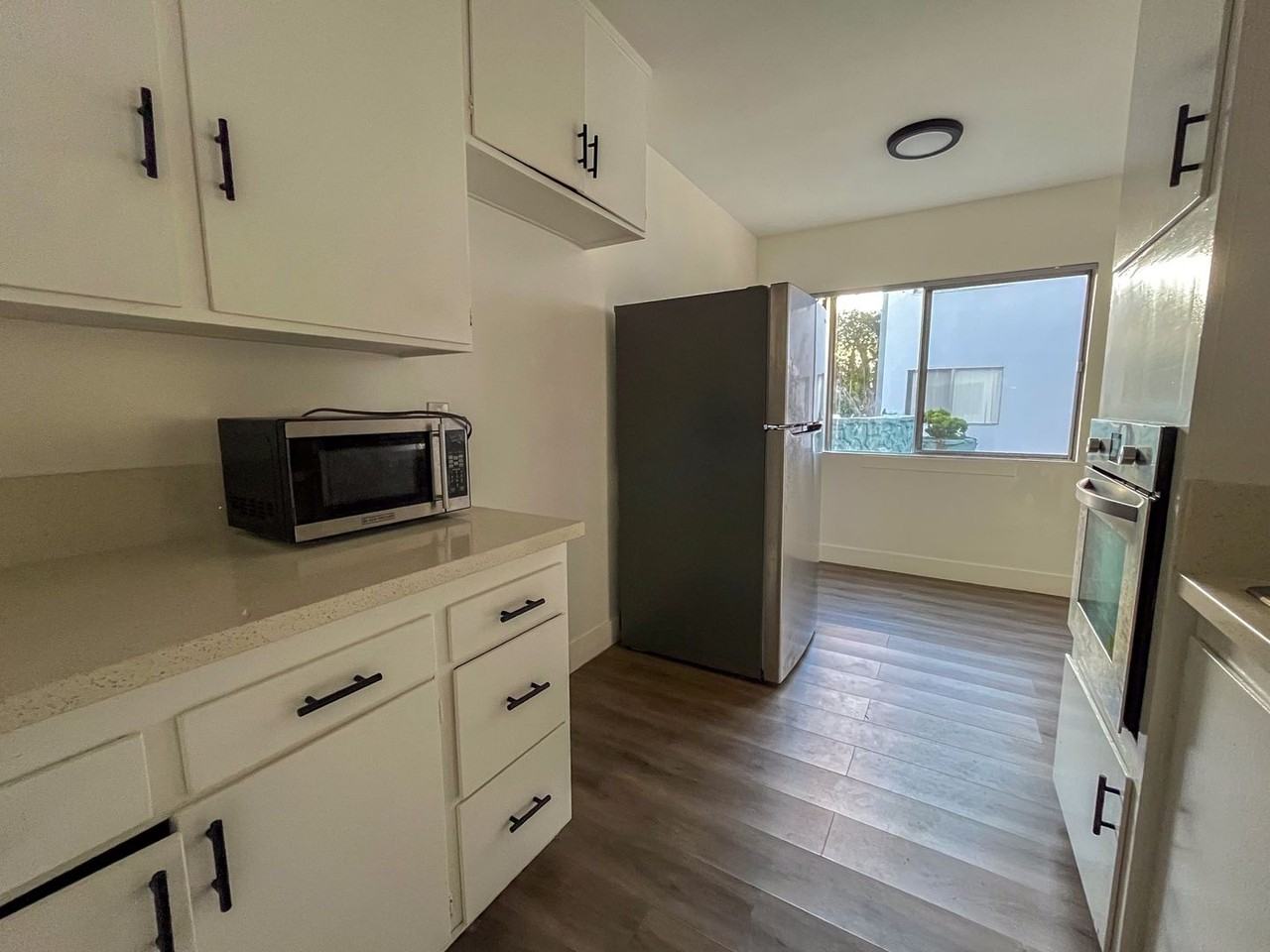 5315 Lorna St - Photo 6 of 24