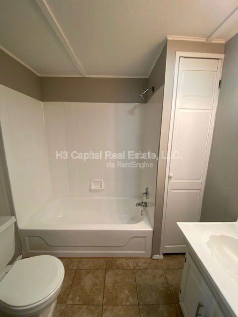 117 N Shamrock St #5 - Photo 5 of 6