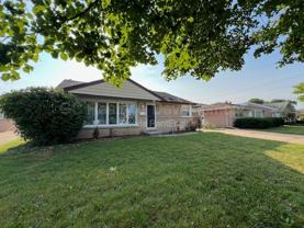 8931 N Merrill St - Photo 1 of 1