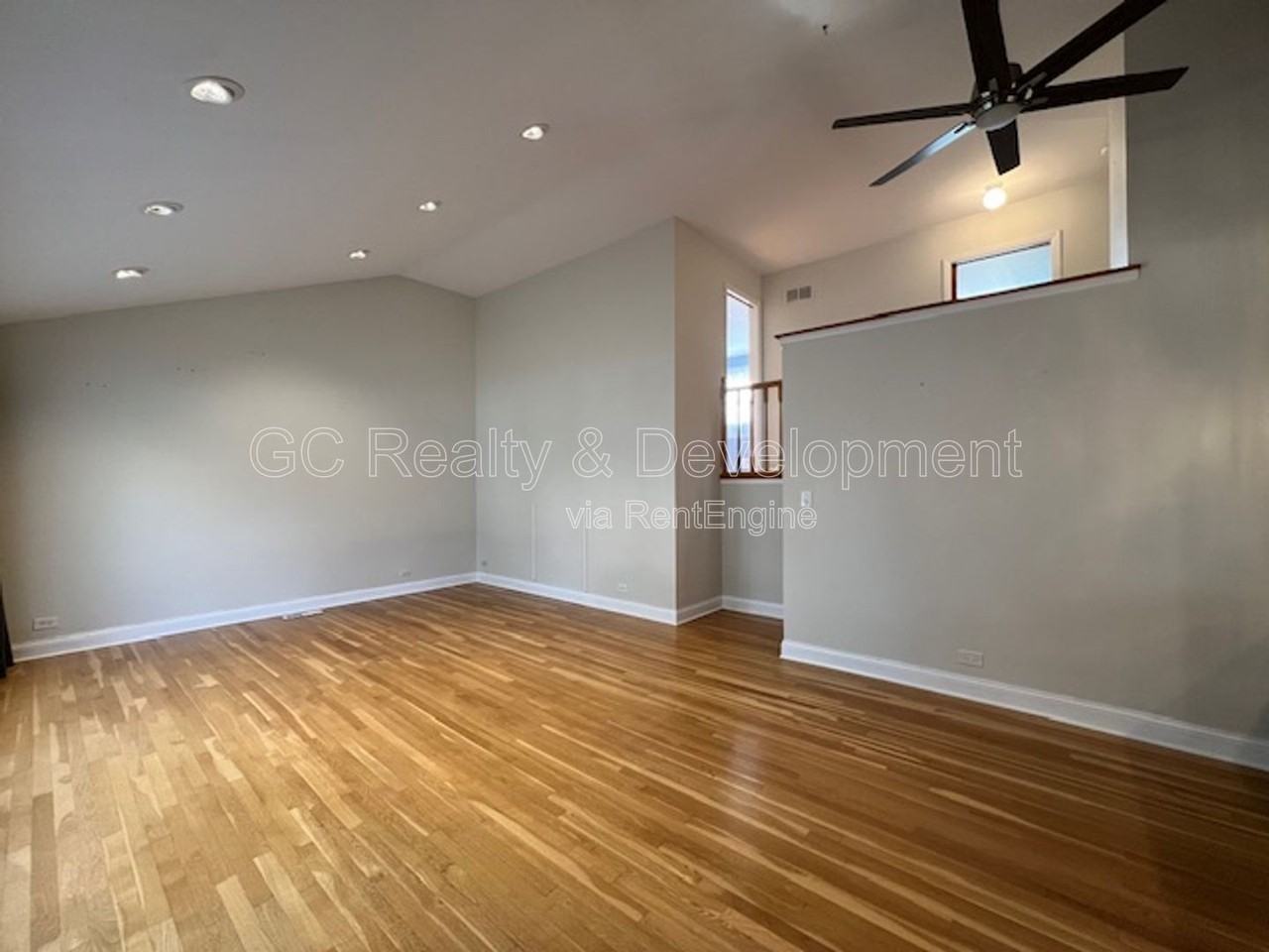 8931 N Merrill St - Photo 4 of 26