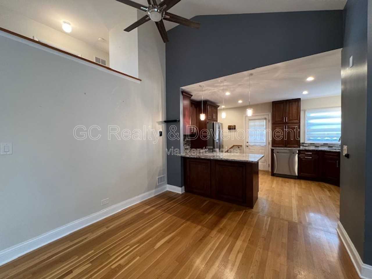 8931 N Merrill St - Photo 5 of 26