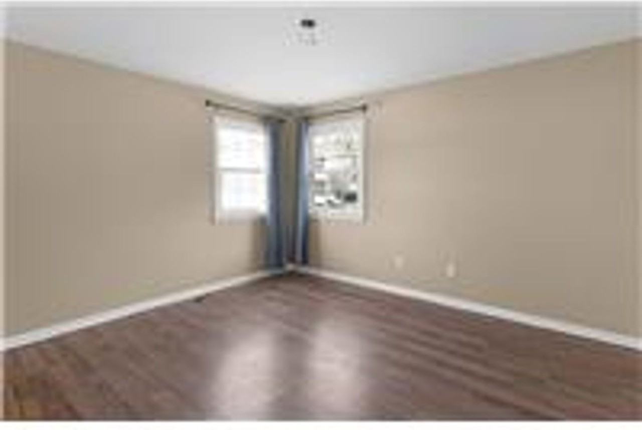 401 Settlers Landing Rd - Photo 6 of 13