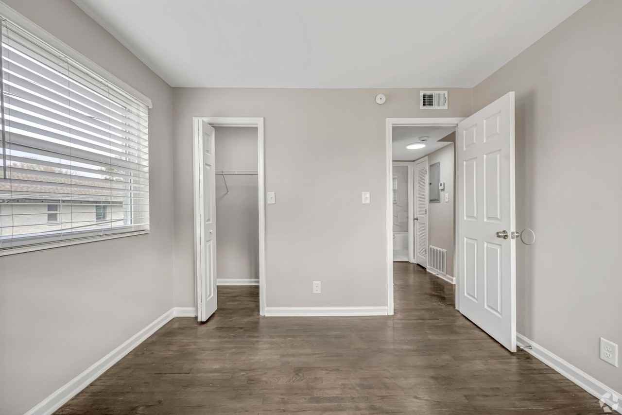 2129 Martin Luther King Jr Dr Sw - Photo 6 of 7