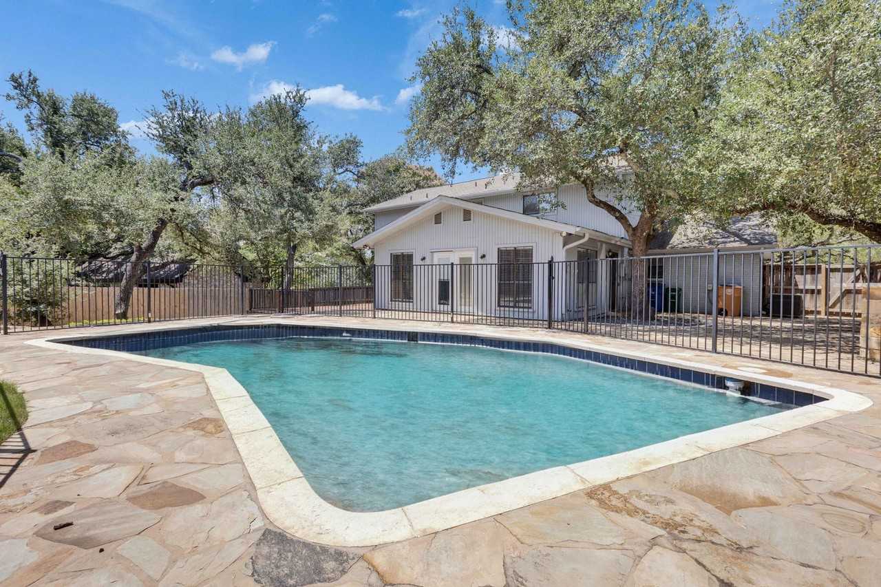 11301 Taterwood Dr - Photo 3 of 42