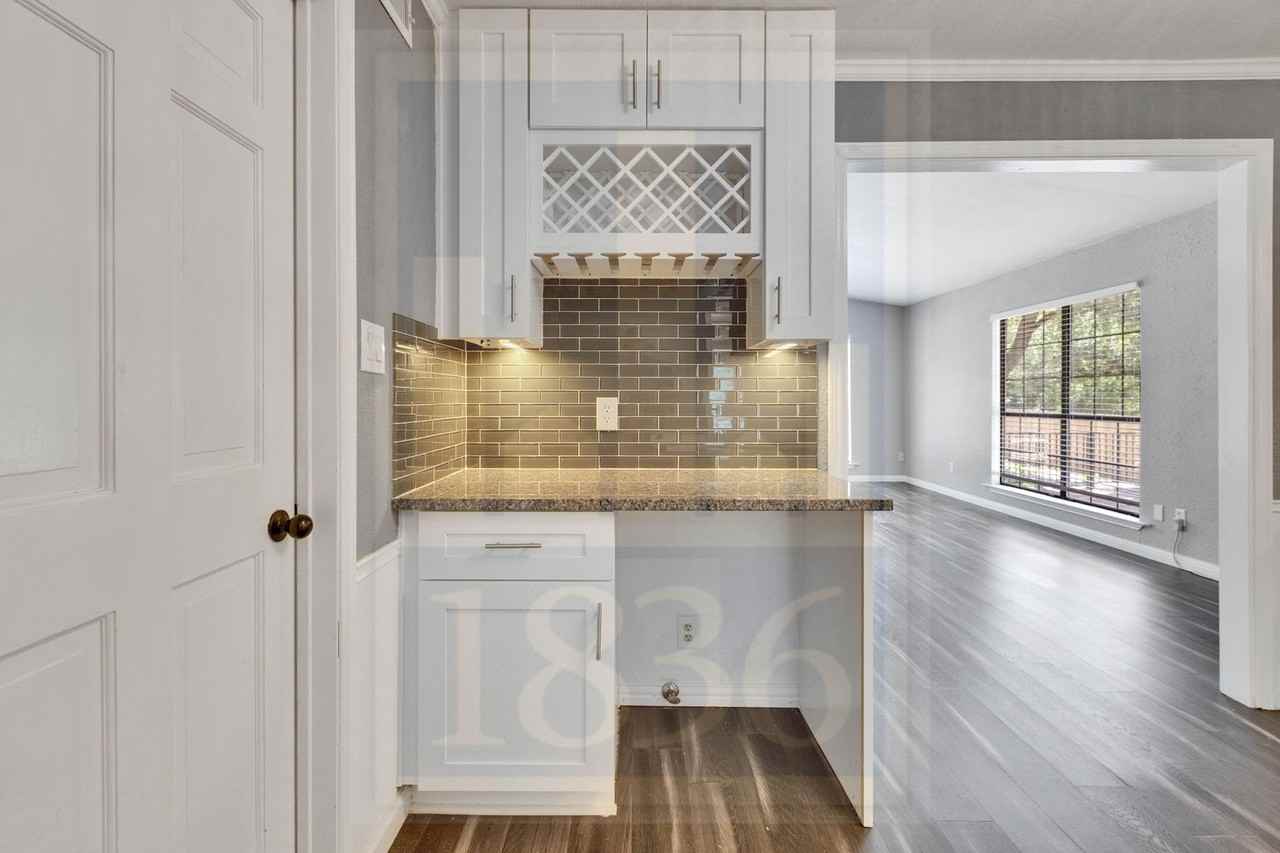 11301 Taterwood Dr - Photo 6 of 42