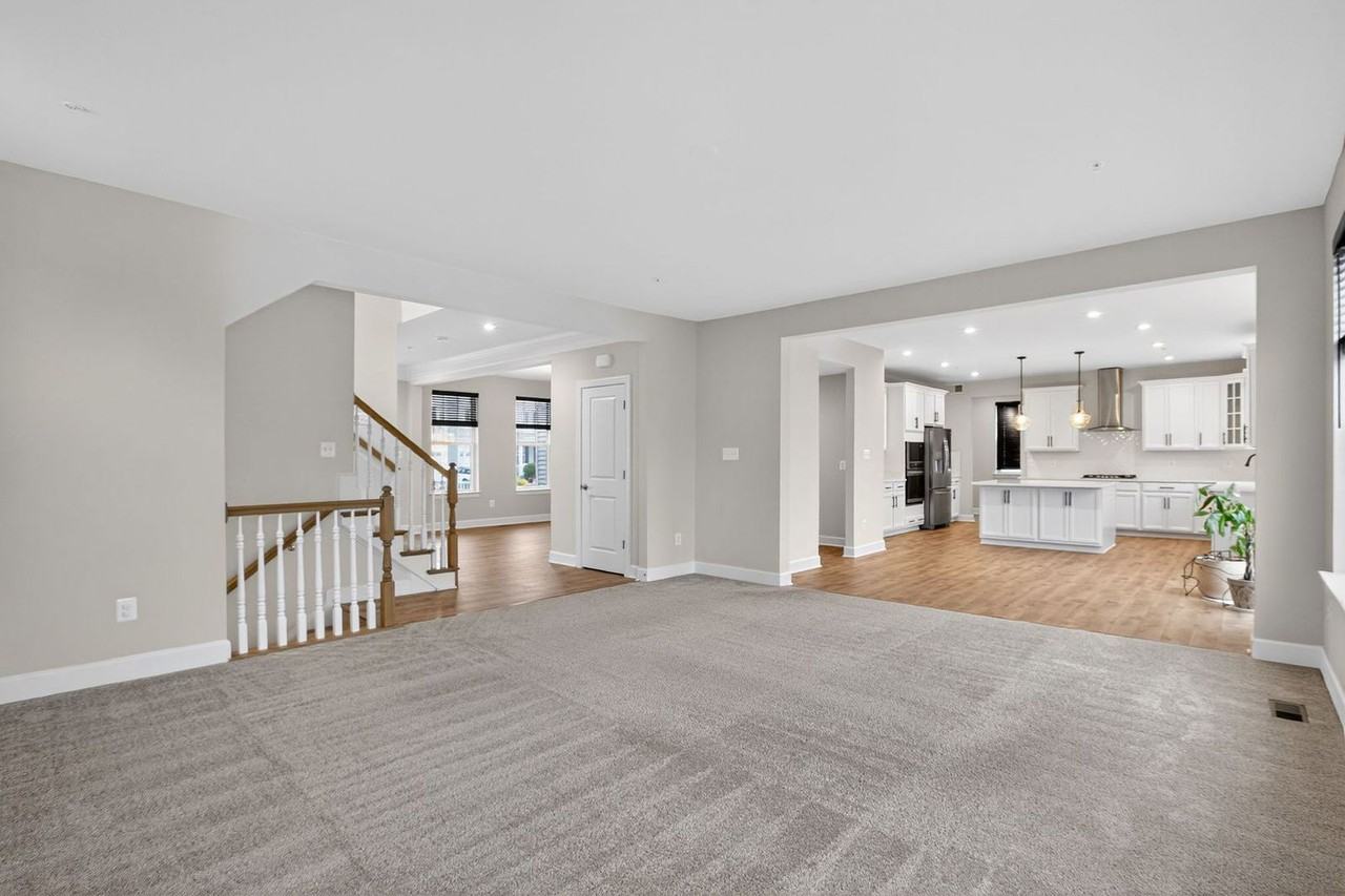 9326 Pepper Mill Ct - Photo 2 of 15