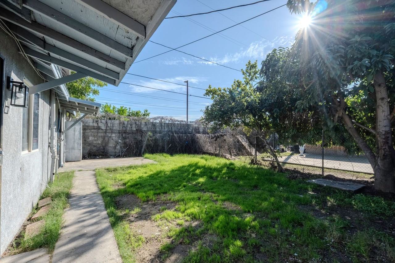 2165 Sepulveda Ave - Photo 7 of 8