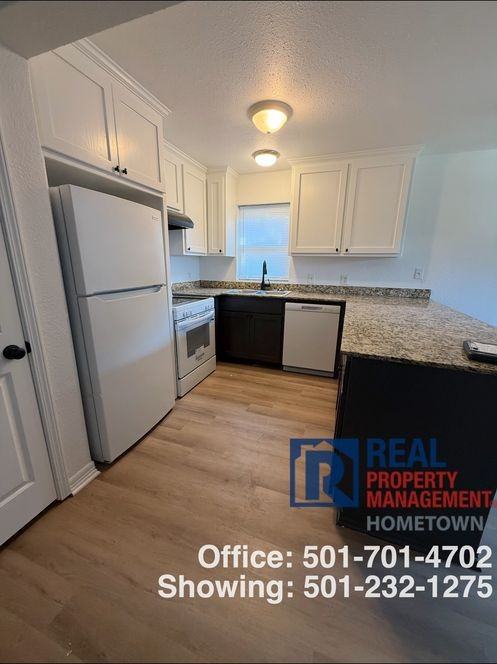 173 Hershell Rd #A - Photo 4 of 15