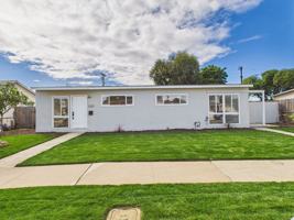 featured image of 3257 Luna Ave
