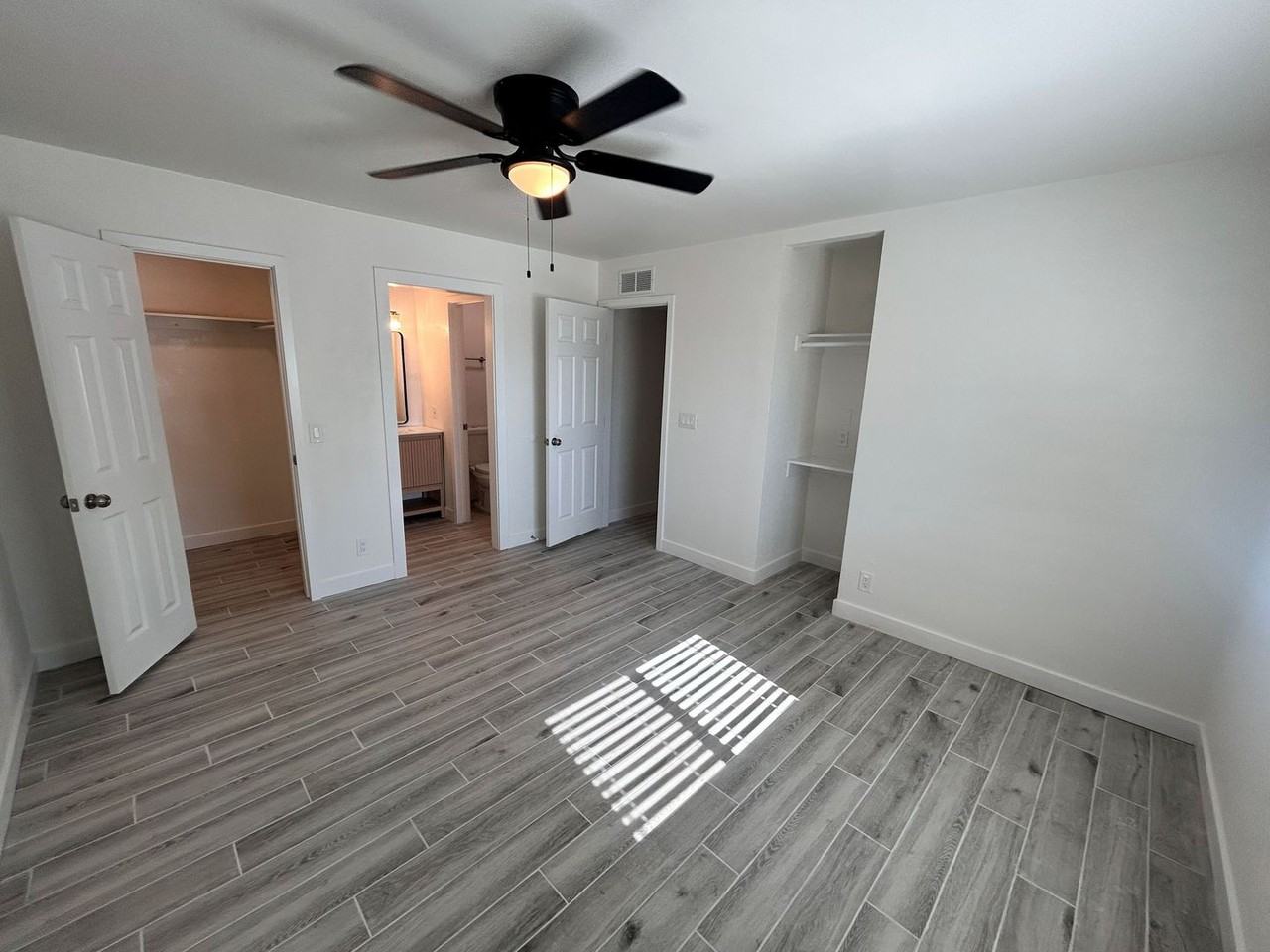 1312 N Harold St #1 - Photo 3 of 6