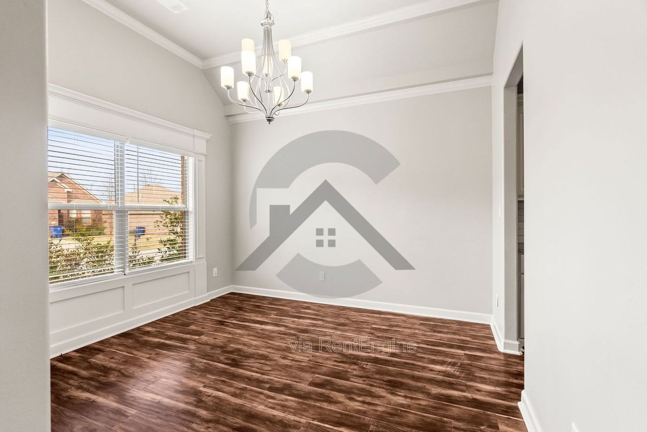 229 Nantucket Loop - Photo 5 of 17