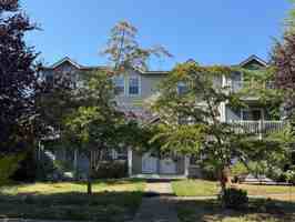 featured image of 3726 Wetmore Ave