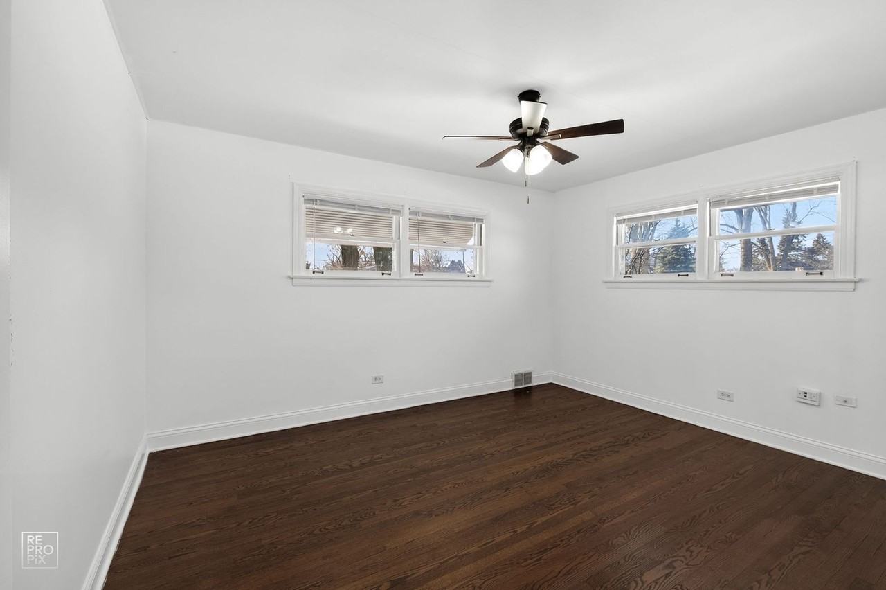 304 E Golf Rd - Photo 6 of 14