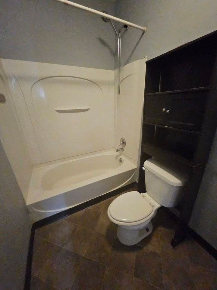 331 Ash St - Photo 7 of 18