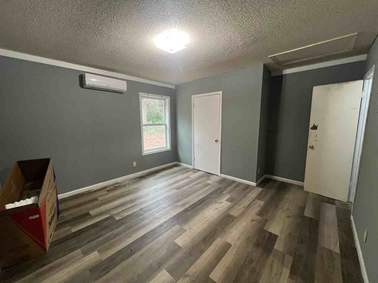 450 29th Pl - Photo 5 of 6