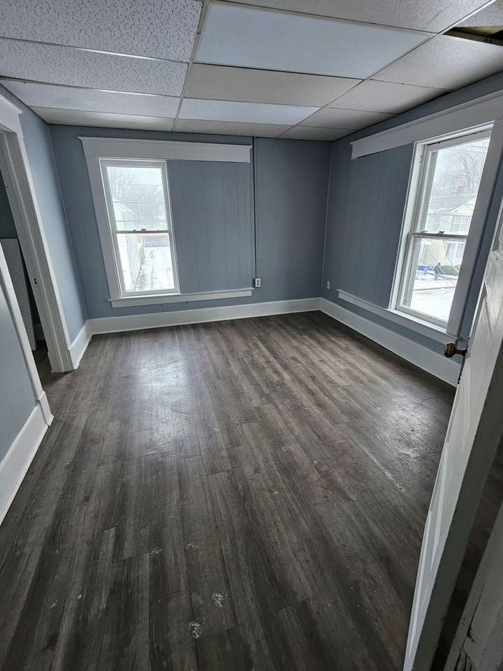 453 W 17th St #2 - Photo 4 of 7