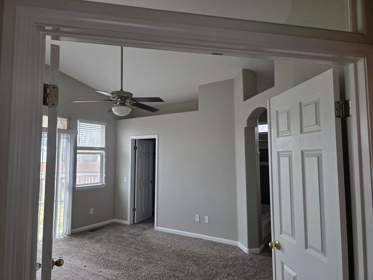 7205 Grand Island Dr - Photo 3 of 12