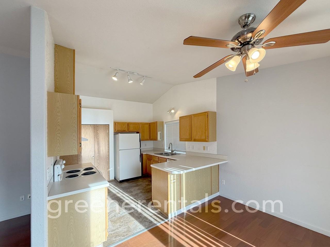 9827 Ramsay Dr Se - Photo 6 of 16